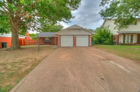 4740 Newport Dr, Del City, OK 73115