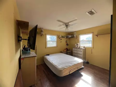 Bedroom - 1001 N Forrest St, Altus, OK 73521 photo 1 of 1