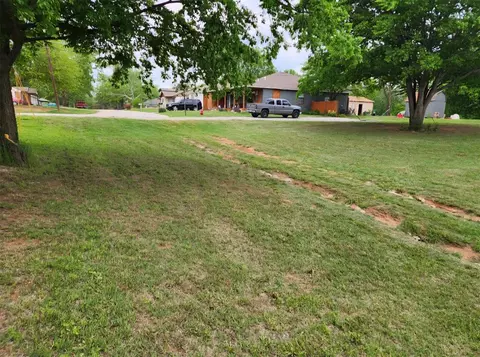 200 E Van Buren St, Purcell, OK 73080 photo 2