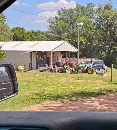 200 E Van Buren St, Purcell, OK 73080 photo 17
