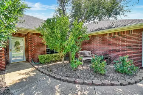 504 N Quail Run, Altus, OK 73521 photo 2