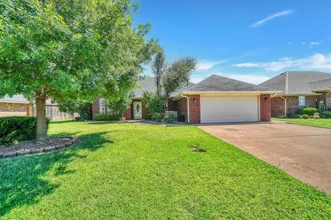 504 N Quail Run, Altus, OK 73521