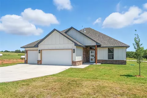 4940 Meadow Dr, Guthrie, OK 73044