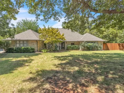 3313 Rock Creek Rd, Edmond, OK 73013
