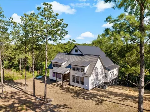 62 Locust Grove Trl, Broken Bow, OK 74728