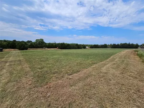 227 Terry Ln, Mcloud, OK 74851 photo 3