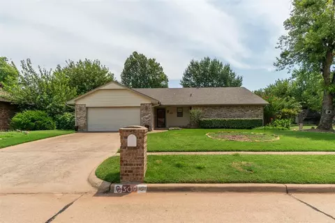 309 Kingsbury Dr, Norman, OK 73072