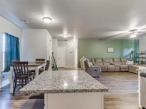29243 Apache Dr, Mcloud, OK 74851 photo 26