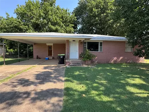 313 W Meek St, Wayne, OK 73095