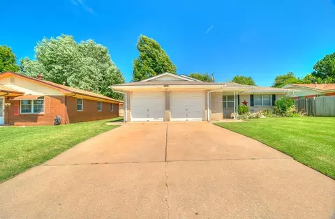 505 S 2nd St, Yukon, OK 73099