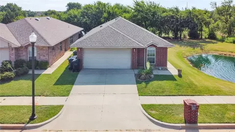 12616 Heritage Oaks Dr, Oklahoma City, OK 73120