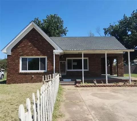 1414 W Iowa Ave, Chickasha, OK 73018