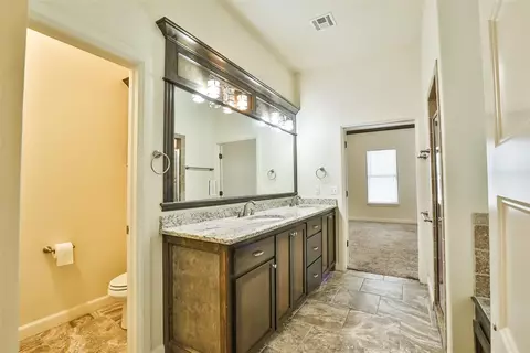 Bath - 2617 Ethan Ln, Moore, OK 73160 photo 7 of 7
