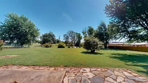 201 Ridgecrest Dr, Tuttle, OK 73089 photo 6