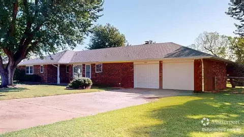 201 Ridgecrest Dr, Tuttle, OK 73089 photo 29