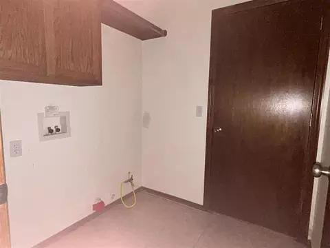 1908 Emerald Brook Ct, Edmond, OK 73003 photo 9