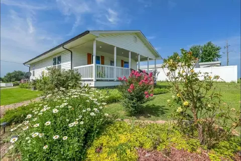 37003 Lake Rd, Shawnee, OK 74801