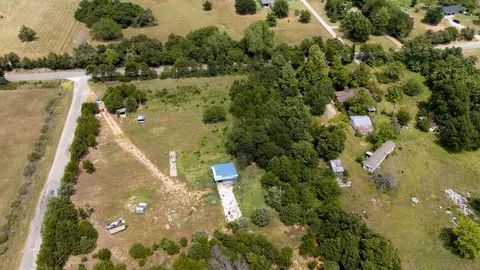 115 Thornbrue Dr St, Mcloud, OK 74851 photo 2