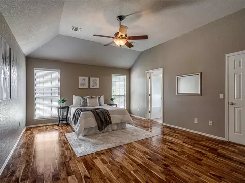 Bedroom - 5212 Deerhurst Dr, Norman, OK 73072 photo 1 of 5