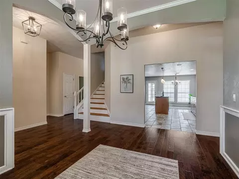 Entry Way - 5212 Deerhurst Dr, Norman, OK 73072 photo 2 of 3