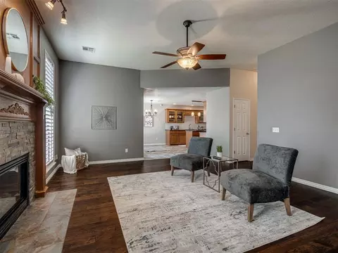 Living - 5212 Deerhurst Dr, Norman, OK 73072 photo 3 of 3