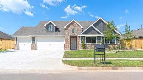 5412 Windstone Ln, Norman, OK 73072