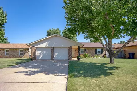 10437 Dover Dr, Yukon, OK 73099
