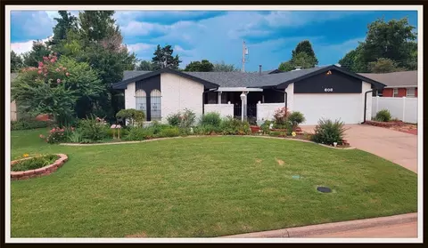 608 Queensboro Pl, Yukon, OK 73099