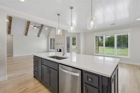 Kitchen - 29634 E Ridge Rd, Norman, OK 73072 photo 3 of 5