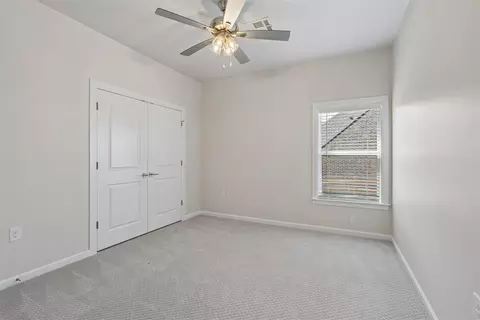 Bedroom - 29634 E Ridge Rd, Norman, OK 73072 photo 10 of 11