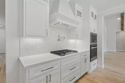 Kitchen - 29634 E Ridge Rd, Norman, OK 73072 photo 5 of 5