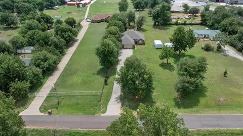 2138 E Frontier Ter, Mustang, OK 73064