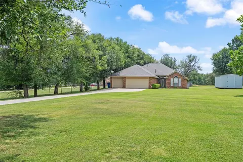 2138 E Frontier Ter, Mustang, OK 73064 photo 5