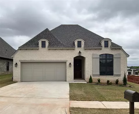 15504 Bergman Cir, Edmond, OK 73013