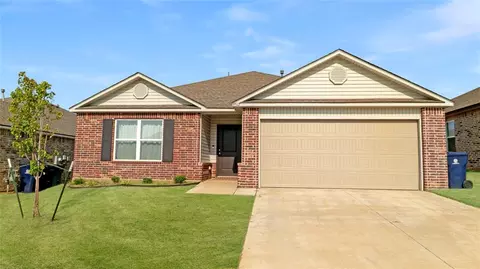 9512 Laredo Ln, Yukon, OK 73099