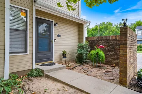 6034 NW 54 Pl, Oklahoma City, OK 73122