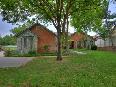 9641 Nawassa Dr, Oklahoma City, OK 73130