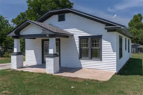 1720 E Perkins Ave, Guthrie, OK 73044