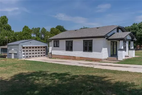 1720 E Perkins Ave, Guthrie, OK 73044 photo 22