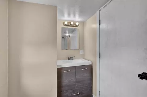 1223 E Springer Ave, Guthrie, OK 73044 photo 14