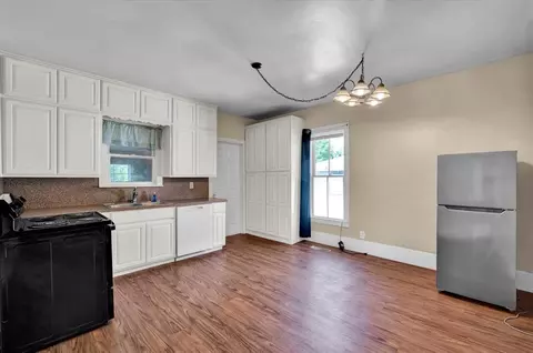 1223 E Springer Ave, Guthrie, OK 73044 photo 5