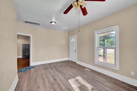 1223 E Springer Ave, Guthrie, OK 73044 photo 3