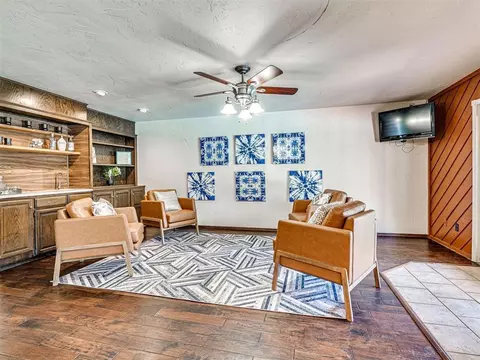 Living - 2012 E Mistletoe Ln, Edmond, OK 73034 photo 5 of 7