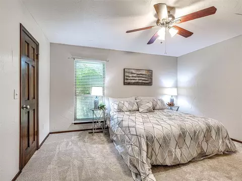 Bedroom - 2012 E Mistletoe Ln, Edmond, OK 73034 photo 6 of 8