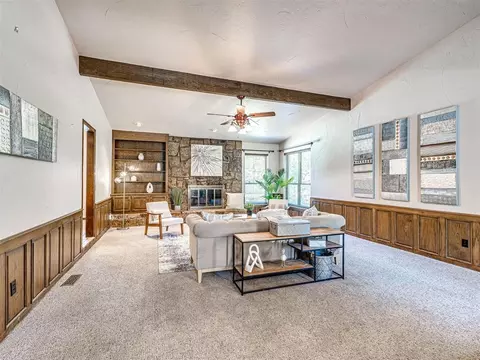 Living - 2012 E Mistletoe Ln, Edmond, OK 73034 photo 2 of 7