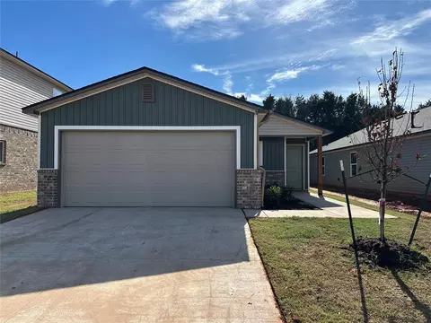 816 NE 101st St, Oklahoma City, OK 73114