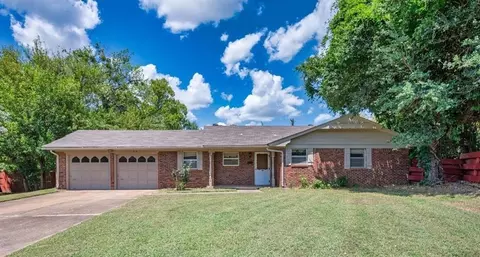 719 Normandie Dr, Norman, OK 73072