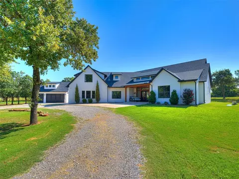 1077 County 2976 St, Blanchard, OK 73010