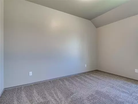Bedroom - 15963 Pecan Rd, Mcloud, OK 74851 photo 3 of 9
