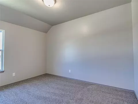 Bedroom - 15963 Pecan Rd, Mcloud, OK 74851 photo 5 of 9